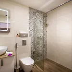Providenca * Čelopeci