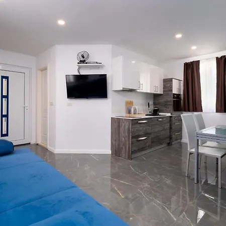 Apartment Providenca *